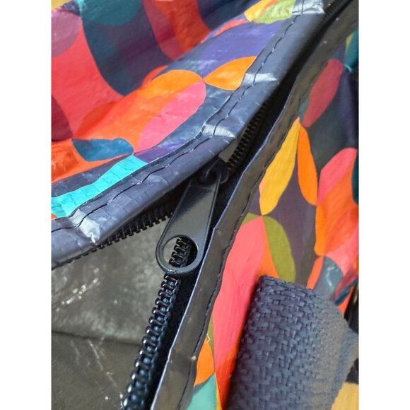 TJMAXX abstract design / color insulated bag - Picture 4 of 12